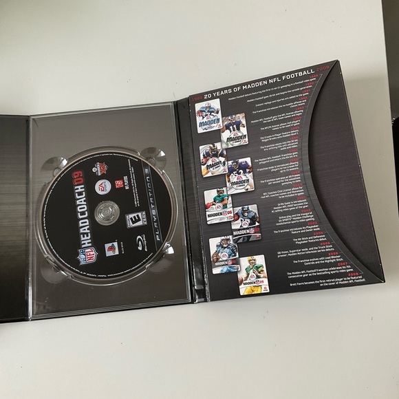 Madden NFL 09 -- 20th Anniversary Collector's Edition (Sony PlayStation 3, 2008) - Picture 2 of 5